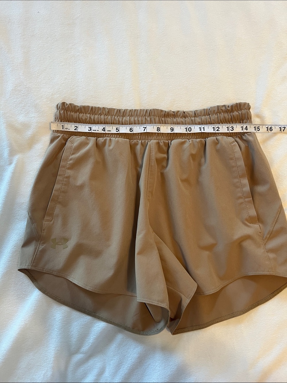 Under Armour Women's Tan Elastic-Waist Training Shorts - Picture 5 of 11